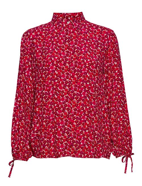 Se GANT D1. Desert Rose Viscose Shirt GANT Red ved Booztlet