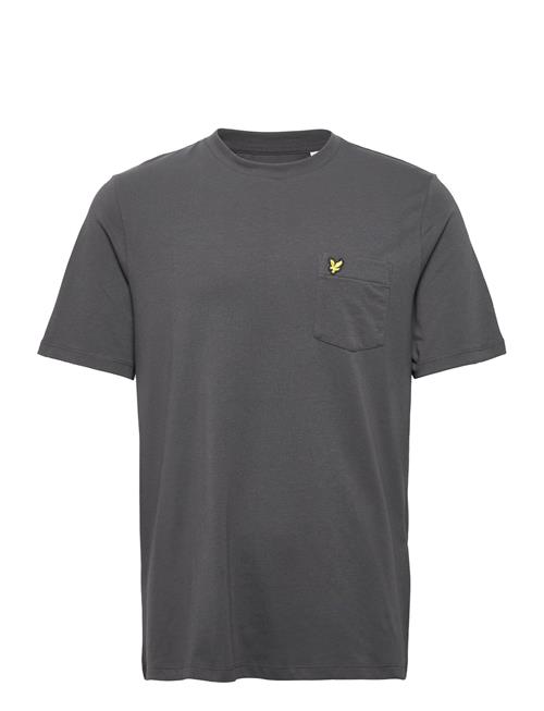 Se Lyle & Scott Relaxed Pocket T-Shirt Lyle & Scott Grey ved Booztlet