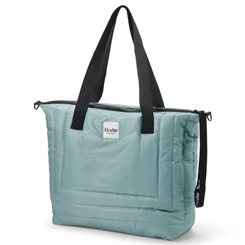 Se Elodie Quiltet Pusletaske Pebble Green | Blå | 0-3 ved Babyshop