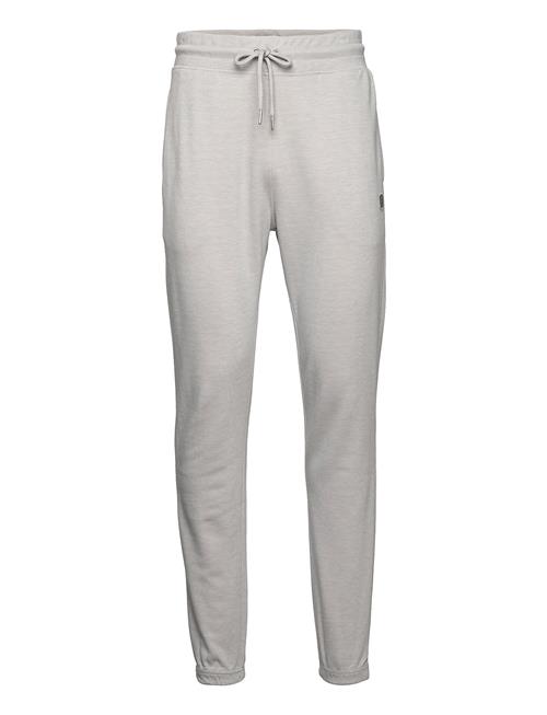 Se JBS of Denmark Jbs Of Dk Badge Sweatpant Fsc JBS Of Denmark Grey ved Booztlet