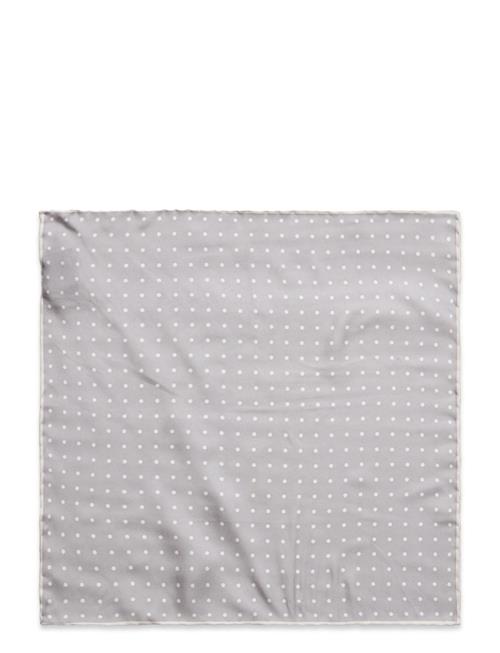 Se Amanda Christensen Pocket Square Amanda Christensen Grey ved Booztlet