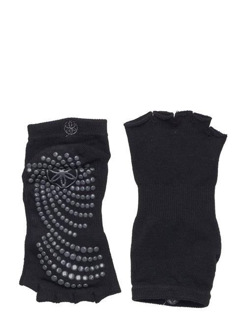 Se Gaiam Black Toeless Grippy Socks Gaiam Black ved Booztlet