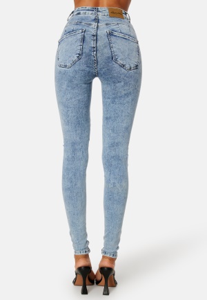 Se Happy Holly Amy Push Up Jeans Light denim 34R ved Bubbleroom