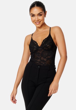 Se BUBBLEROOM Violette lace body Black 34 ved Bubbleroom