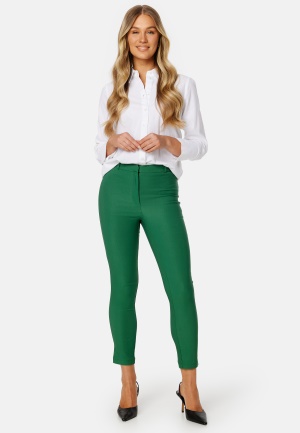 Se BUBBLEROOM Lorene High Waist Stretchy Ankle Slit Trousers Green 34 ved Bubbleroom