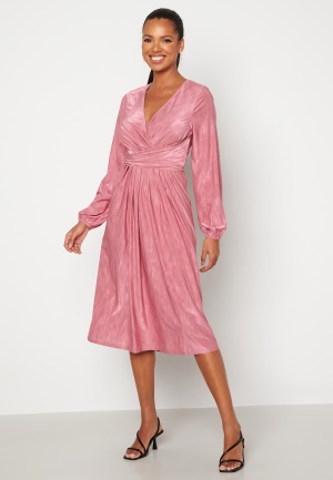 Se Bubbleroom Occasion Wrap Tie Midi Dress Pink 34 ved Bubbleroom