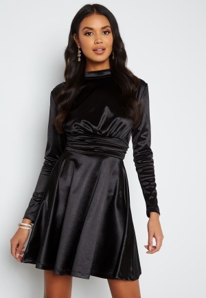 Se BUBBLEROOM Norah Skater Dress Black L ved Bubbleroom