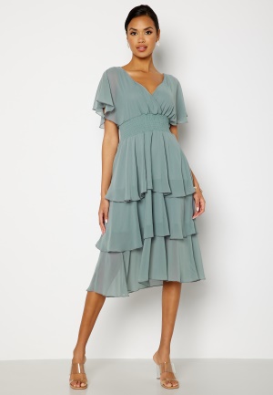 Se Goddiva Flutter Tiered Midi Dress Air Force Blue XL (UK16) ved Bubbleroom