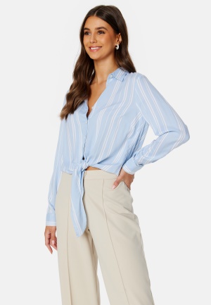 BUBBLEROOM Leona knot shirt Light blue / Offwhite XS