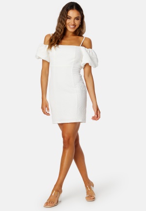 Se Bubbleroom Occasion Zelia Puff Sleeve Dress White 40 ved Bubbleroom