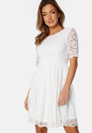 Se Bubbleroom Occasion Tinsey Lace Dress White 36 ved Bubbleroom