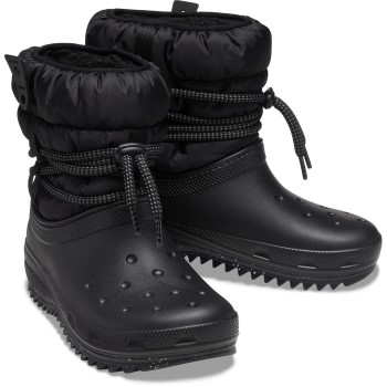 Crocs Classic Neo Puff Luxe Boot W Sort US W7 (EU 37-38) Dame