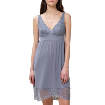 Se Triumph Lounge Me Amourette NDK New Fit Nightdress Grå viskose 38 Dame ved Timarco