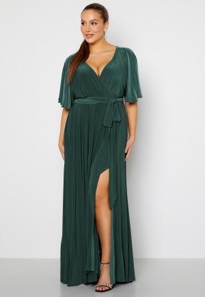 Se Goddiva Curve Flutter Sleeve Maxi Dress Green 46 (UK18) ved Bubbleroom