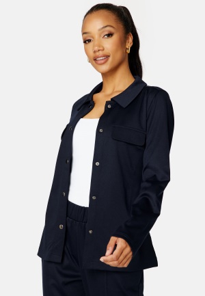 Se Happy Holly Alessi jacket Navy 44/46 ved Bubbleroom