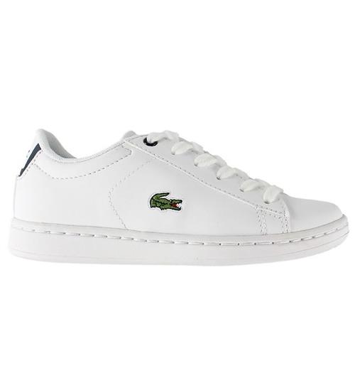 Se Lacoste Lacoste Sko - Carnaby - Hvid/Navy m. SnÃ¸re ved KidsWorld