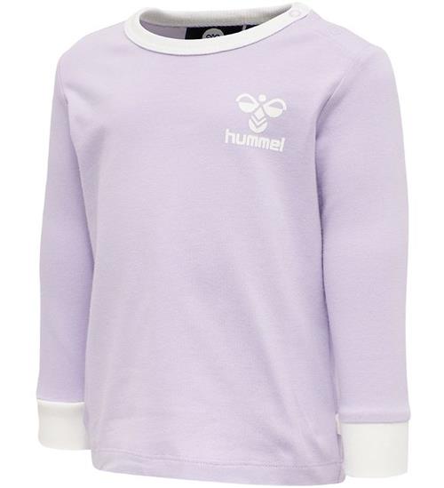 Se Hummel Bluse - HmlMaui - Lilla ved KidsWorld