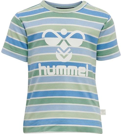 Se Hummel Hummel T-shirt - hmlPELLE - Grayed Jade ved KidsWorld