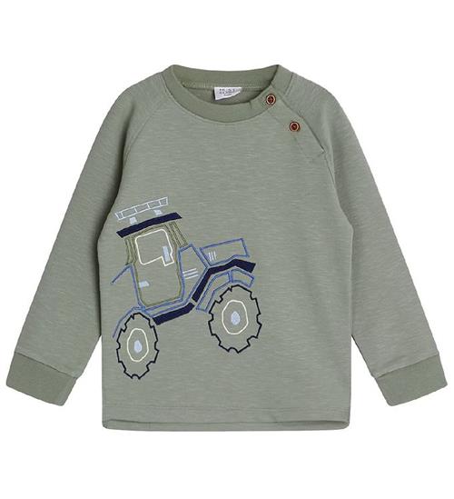 Se Hust and Claire Hust and Claire Sweatshirt - Aslak - Seagrass m. Traktor ved KidsWorld