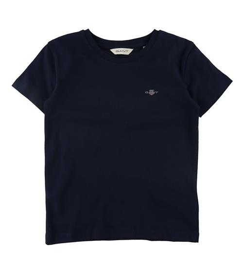 Se GANT GANT T-shirt - Shield - Evening Blue ved KidsWorld