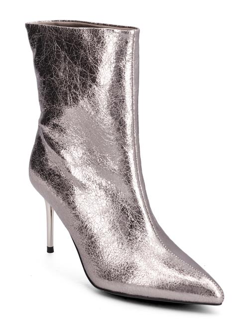 Se Steve Madden Lyricals Bootie Steve Madden Silver ved Booztlet