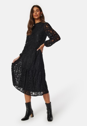 Se BUBBLEROOM Blanca Midi Lace Dress Black 34 ved Bubbleroom