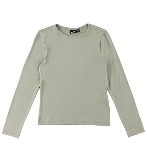 Se LMTD Bluse - NlfNeliz - Vetiver ved KidsWorld