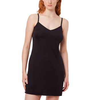 Se Triumph Body Make-Up Conscious Dress 01 Sort polyamid Large Dame ved Timarco