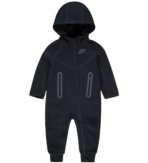 Se Nike Nike Heldragt - Sort ved KidsWorld