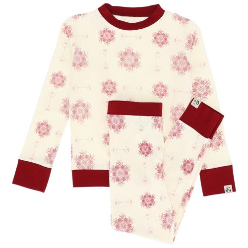 Se Gullkorn Design Kos Pyjamas Deep Red (P) | Rød | 110/116 cm ved Babyshop