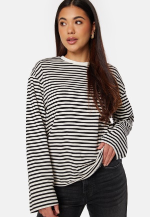 Se Pieces Sadie LS Top Cloud Dancer Stripe: L ved Bubbleroom