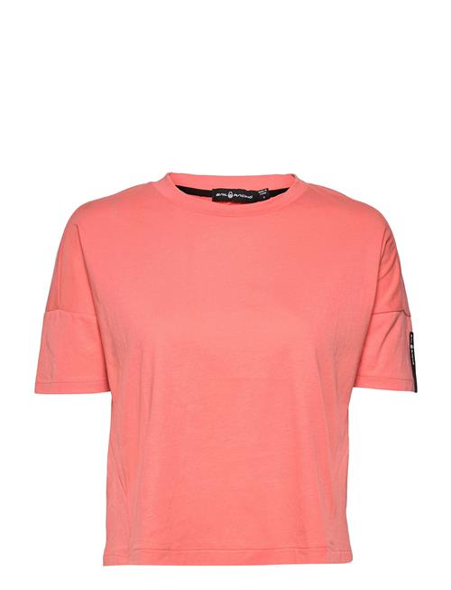 Se Sail Racing W Race Tee Sail Racing Pink ved Booztlet