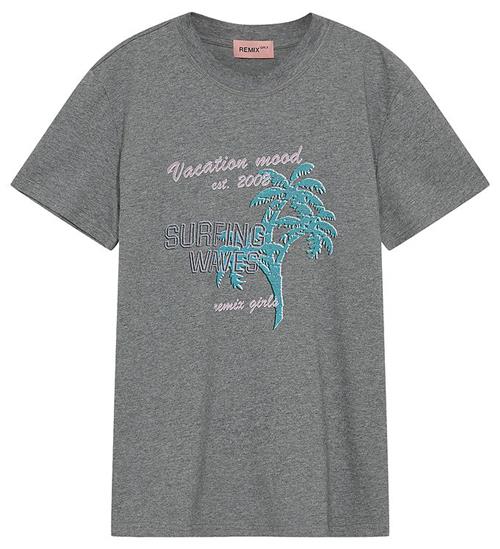 Se Designers Remix Designers Remix T-shirt - Brixton - Grey Melange m. Print ved KidsWorld