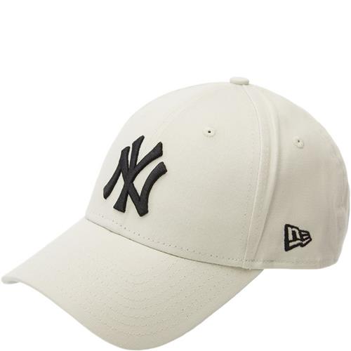 Se New Era 940 Yankees Cap Sand ved Quint