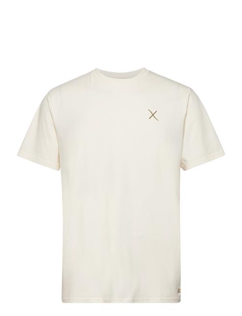 Se Clean Cut Copenhagen Cross Logo Organic Tee Clean Cut Copenhagen Cream ved Booztlet