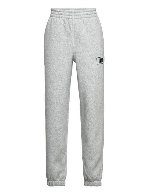 Se New Balance Nb Essentials Sweatpant New Balance Grey ved Booztlet