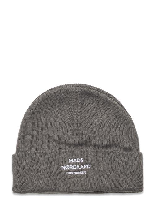 Se Mads Nørgaard Isak Logo Ambas Beanie Mads Nørgaard Grey ved Booztlet