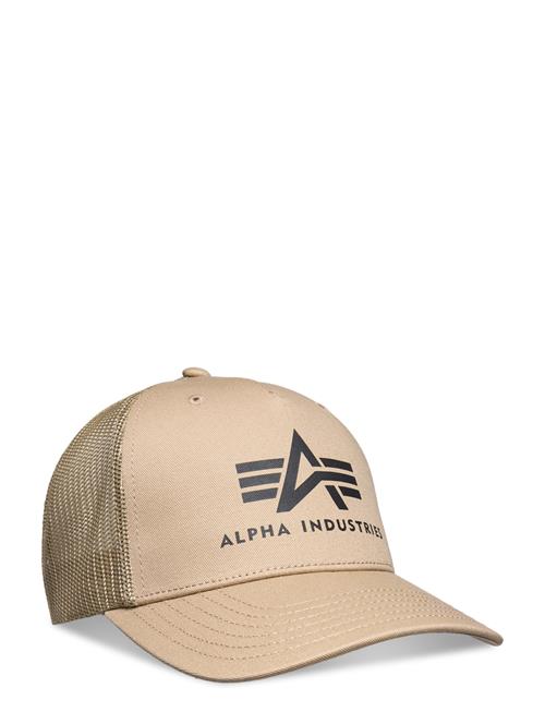 Se Alpha Industries Basic Trucker Cap Alpha Industries Beige ved Booztlet