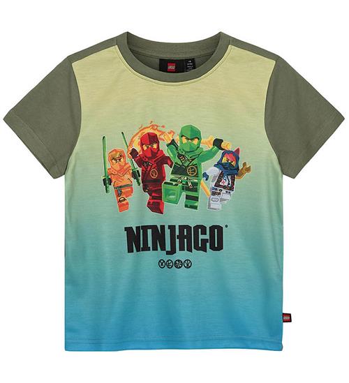 Se LEGOÂ® Wear LEGOÂ® Ninjago T-shirt - LWTano 310 - Light Green ved KidsWorld