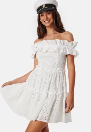 Se Bubbleroom Occasion Flounce off shoulder dress White S ved Bubbleroom