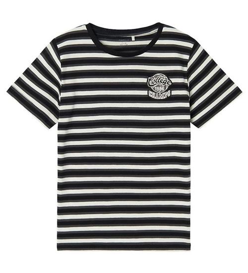 Se Name It Name It T-shirt - NkmDalovan - Sort ved KidsWorld