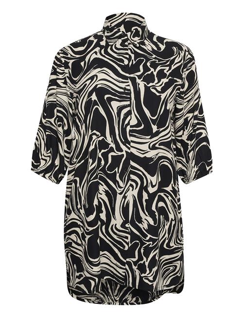 Se Kaffe Curve Kccala Shirt Tunic Kaffe Curve Black ved Booztlet