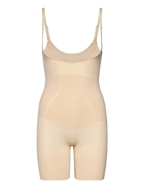 Se Dorina Absolute Sculpt Open Bust Rompers Dorina Beige ved Booztlet