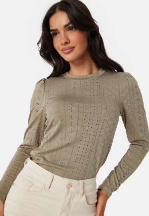 Se VERO MODA Vmbilli LS top Beige XS ved Bubbleroom