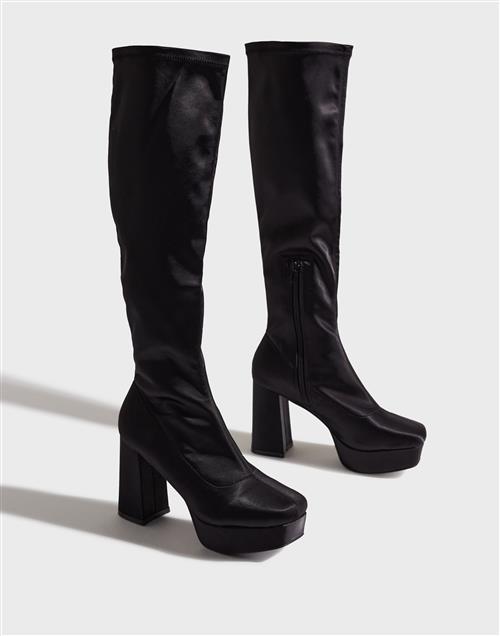 Nelly - Sort - Under Knee Plateau Boot