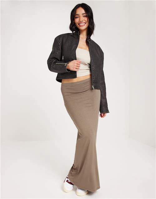 Nelly - Beige - Perfect Low Waist Maxi Skirt