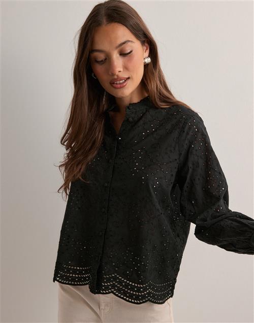 Selected Femme - Sort - Slftatiana L/S Embr Shirt Noos