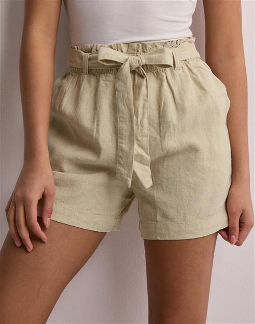 Se JDY - Beige - Jdysay Mw Linen Shorts Wvn Noos ved Nelly