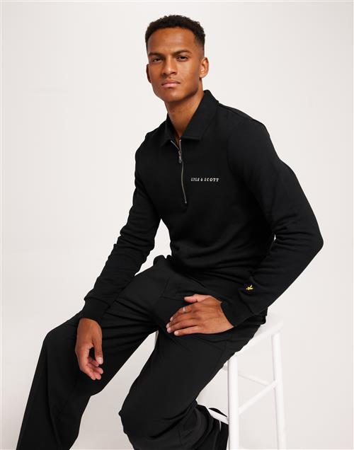 Lyle & Scott Embroidered Collared Quarter Zip Half zip Jet Black