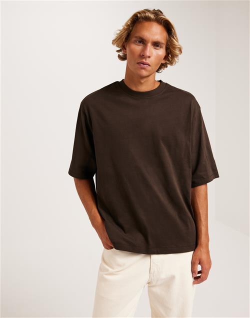 Only & Sons Onsmillenium Ovz Ss Tee Noos Kortærmede t-shirts Hot Fudge